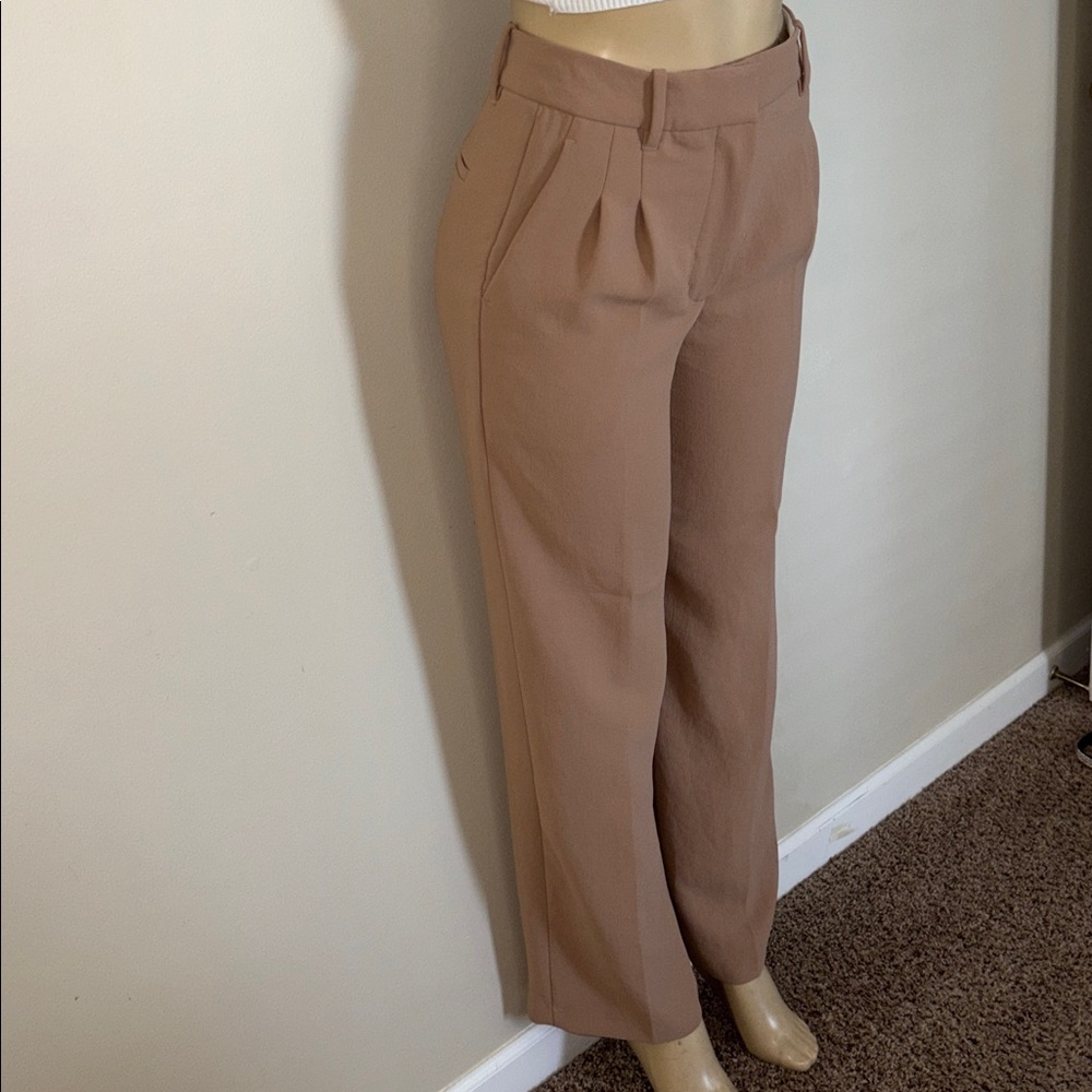 Aritzia The Effortless Pant size 4 - Picture 8 of 12